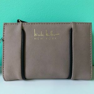 NEW! Nicole Miller Wallet